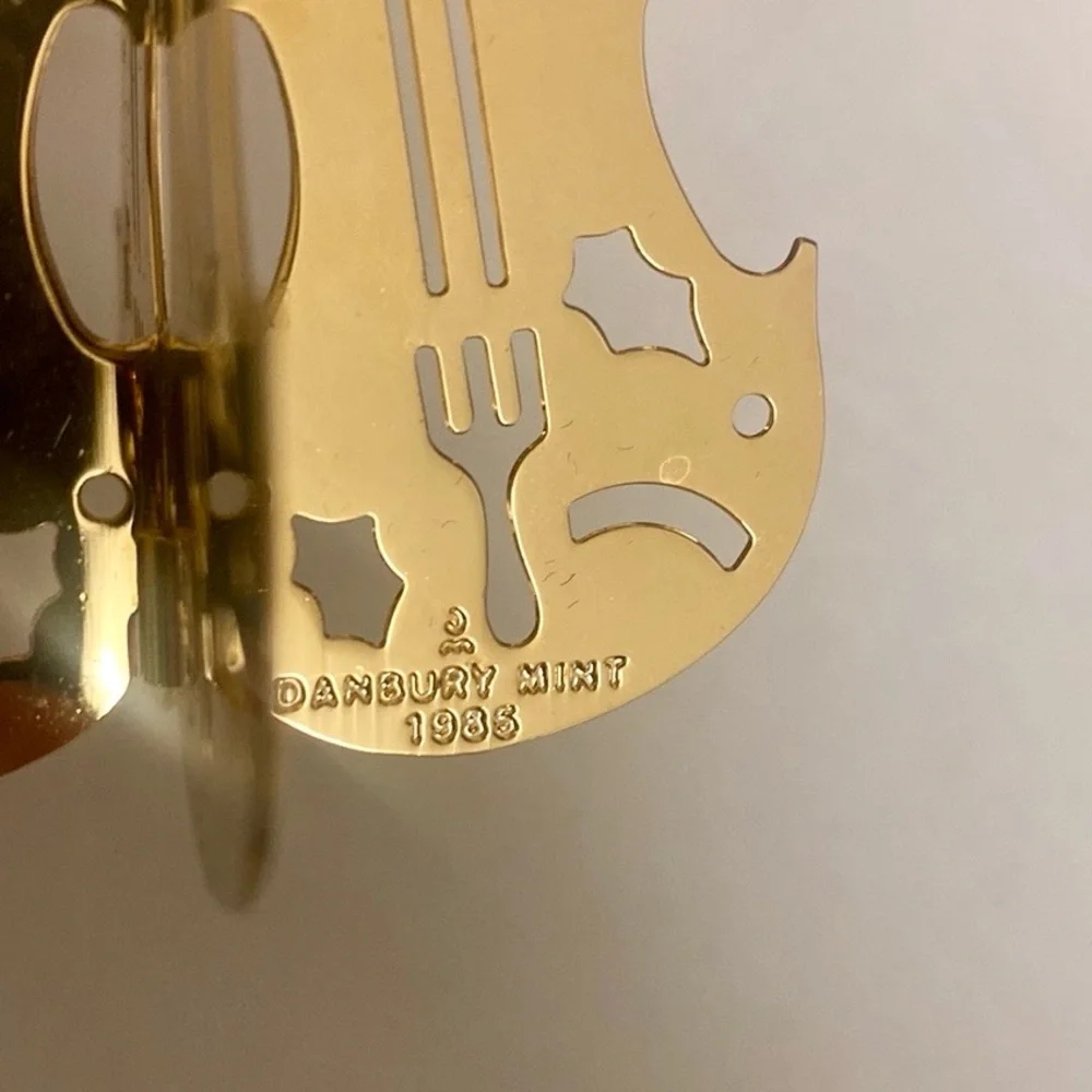 Vintage Danbury Mint Violin Christmas Ornament